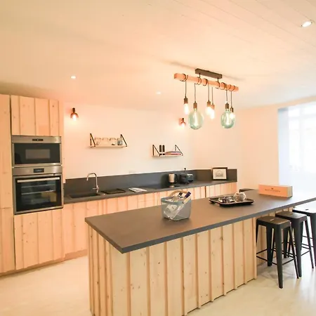Апартаменты La Maison Bleue - En Plein Coeur D'arcachon Аркашон